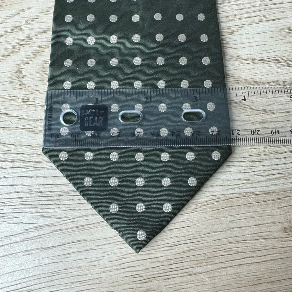 Banana Republic‎ Green Uniform Dot Pattern Silk Neck Tie NWT 3.5” Wide